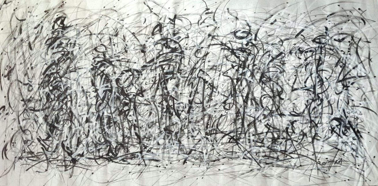 Bleistift und Tuschen auf Xuan-Papier: eine Reihe hoher Figuren, die aus dichten schwarzen und grauen Schleifen hervortreten